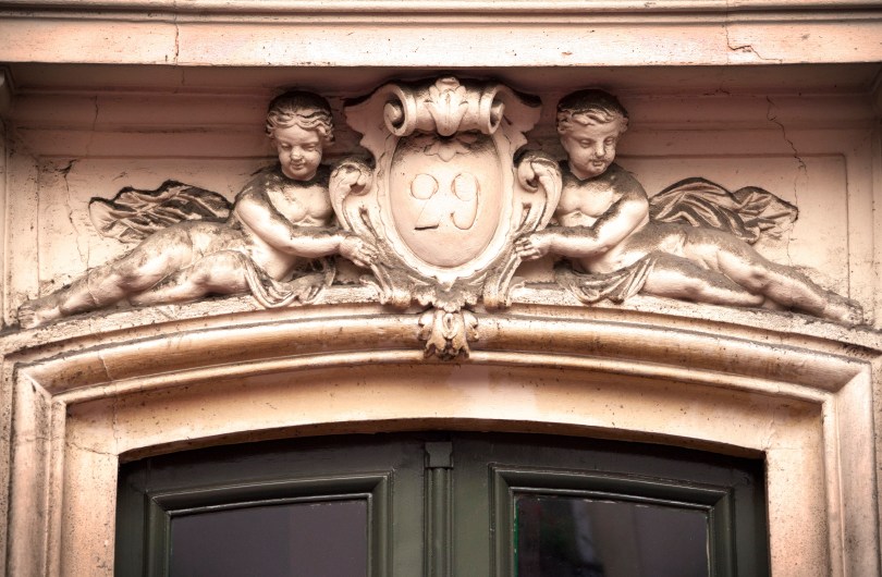 Angels above the threshold