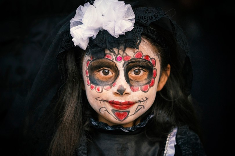 Dia De Los Muertos Girl